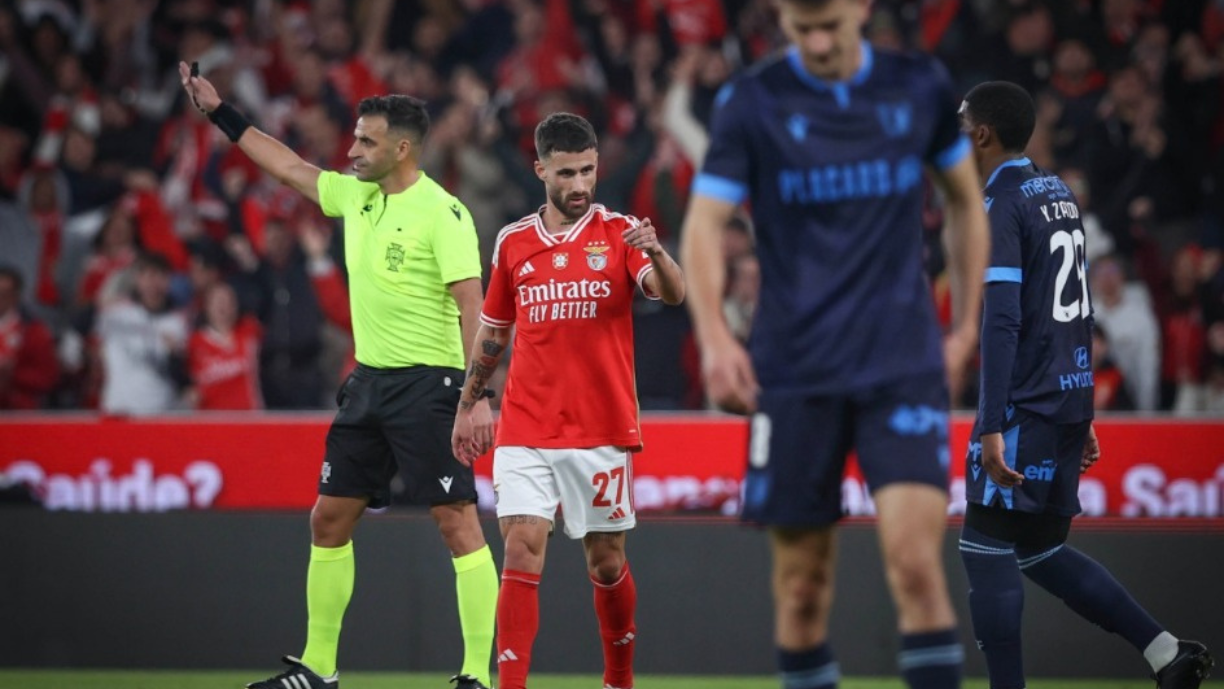 Benfica Famalic O Onde Ver Hor Rio Onzes Prov Veis Arbitragem E